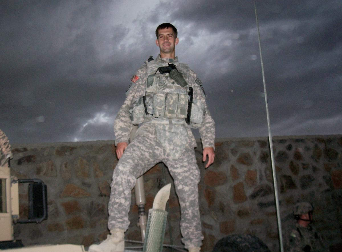 Image of Senator Tom Cotton in military uniform